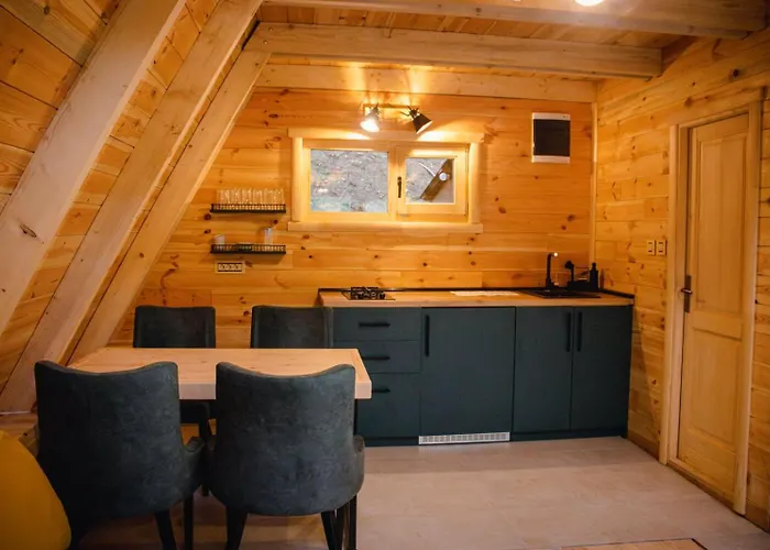 Kucica Hedonija בית נופש Donji Sakar